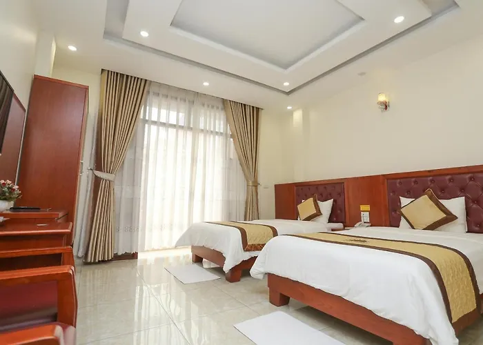 Sunny Hotel 3*